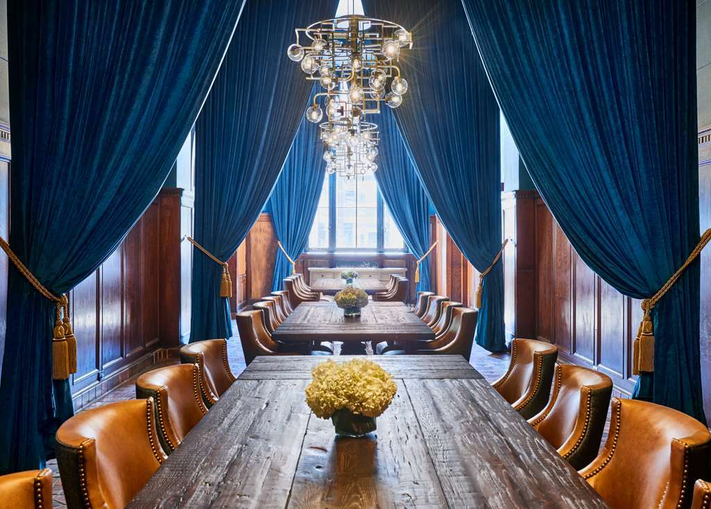 Detroit Foundation Hotel Restaurant bilde
